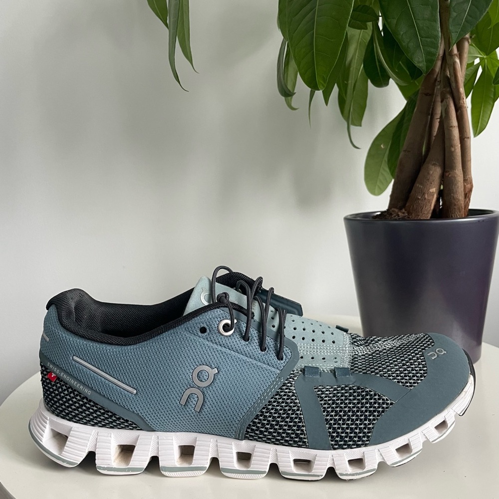 Women Size 8 On Womens Blue Grey Magnet Cloud Running Shoes